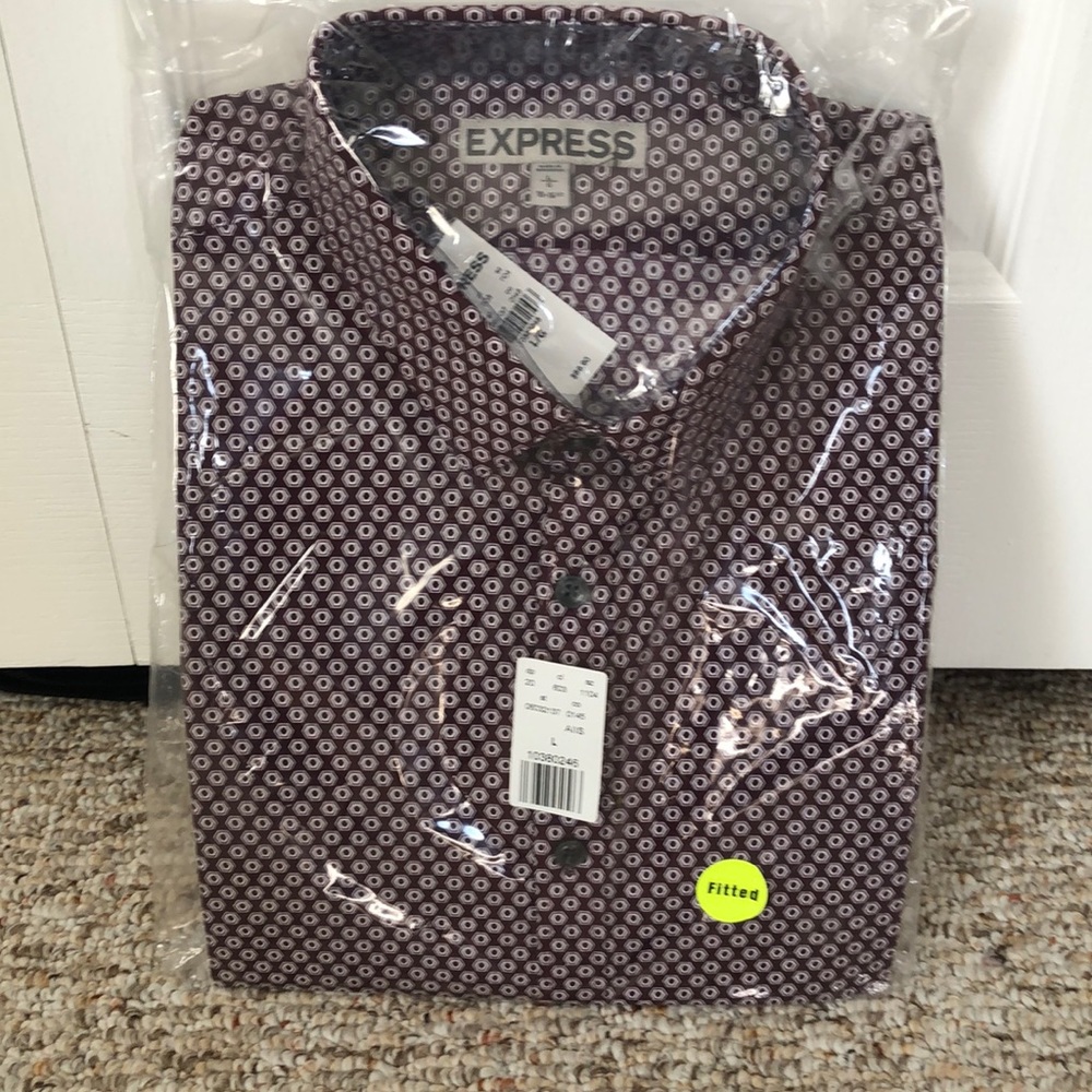 Men’s fitted long sleeve button down by express
